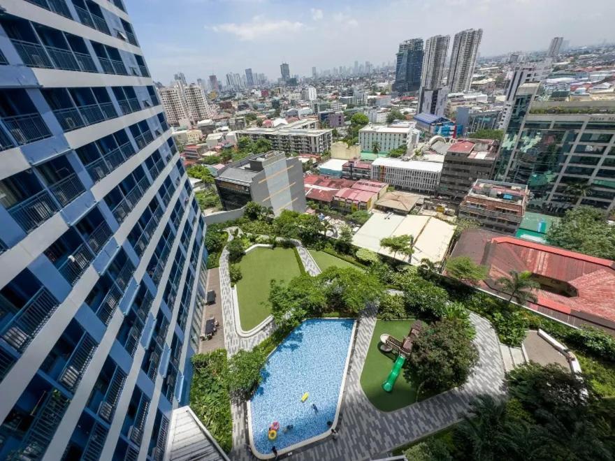 Air Residences Condominium Deluxe Manila Exterior foto